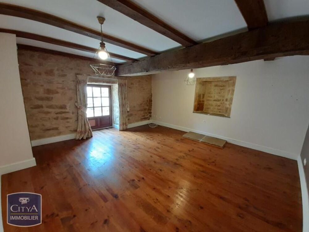 location Maison - 3 pièce(s) - 88 m² Nanteuil-en-Vallée (16700)