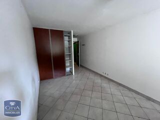  Appartement à louer 1 pièce 25 m²