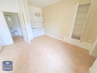  Appartement à louer 2 pièces 43 m²