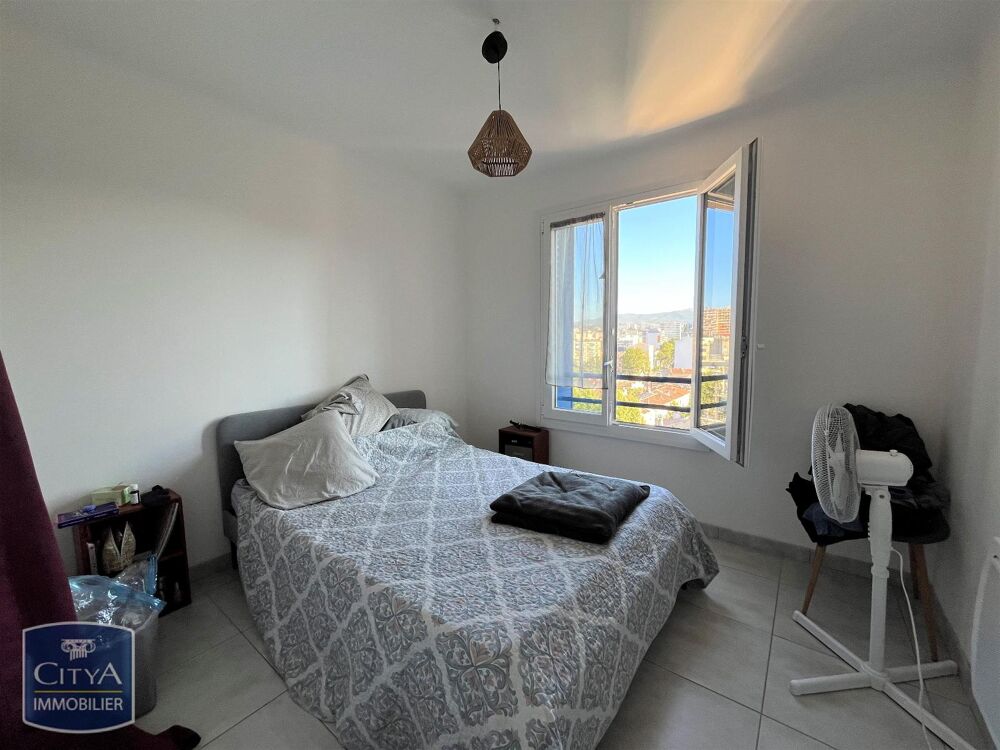 location Appartement - 3 pièce(s) - 48 m² Marseille 4
