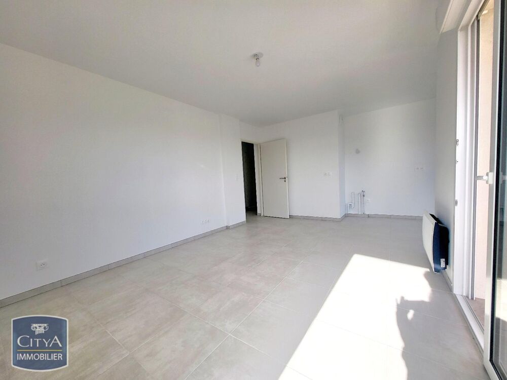 location Appartement - 3 pièce(s) - 64 m² Fréjus (83600)