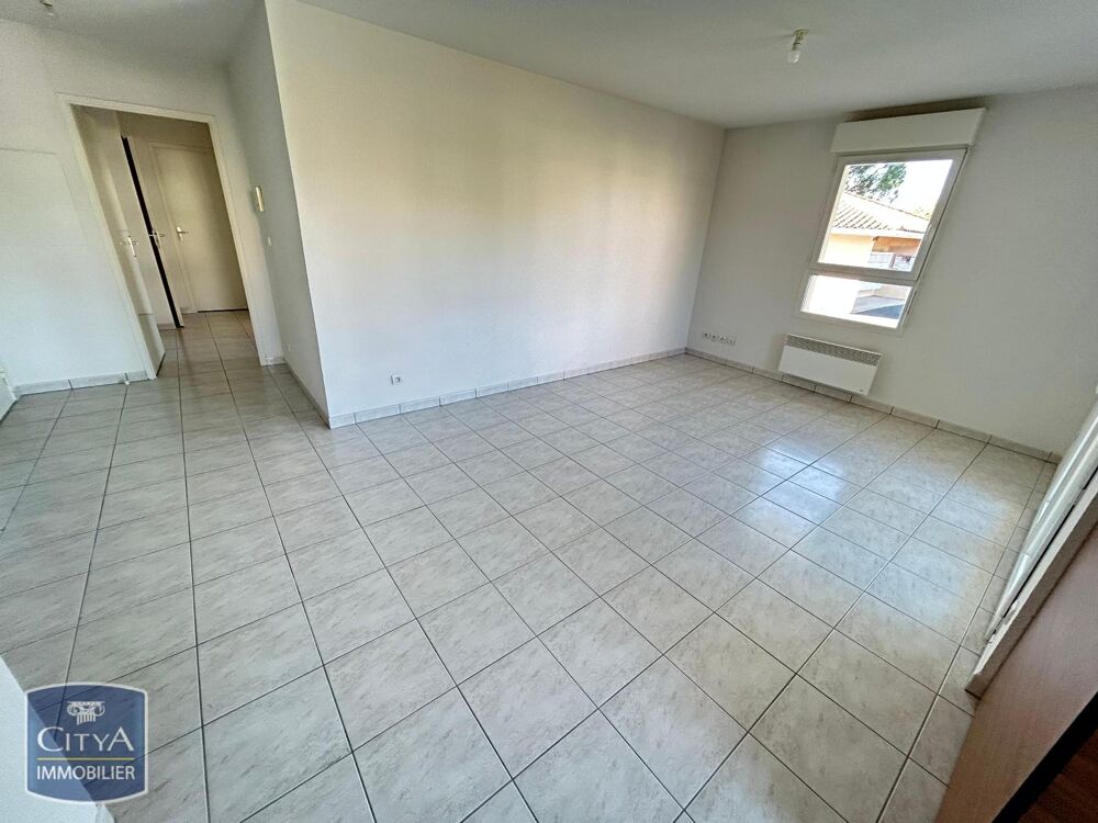 location Appartement - 3 pièce(s) - 60 m² Saint-Michel (16470)
