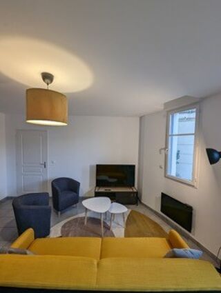  Appartement à louer 1 pièce 14 m²