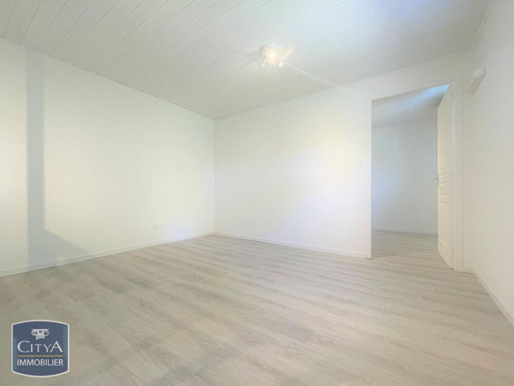 location Appartement - 2 pièce(s) - 57 m² Arveyres (33500)