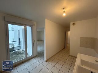 location Appartement - 3 pièce(s) - 96 m² Saint-Cyr-sur-Loire (37540)