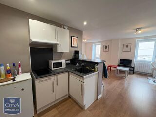  Appartement à louer 1 pièce 33 m²