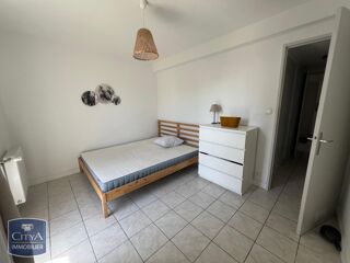  Appartement à louer 2 pièces 65 m²
