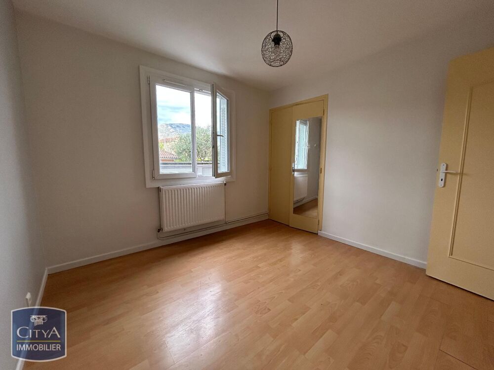 location Appartement - 3 pièce(s) - 57 m² Saint-Martin-d'Hères (38400)
