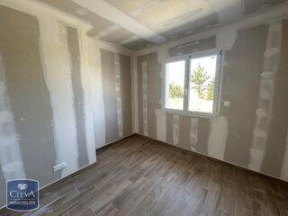  Maison à louer 4 pièces 83 m²