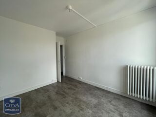  Appartement à louer 2 pièces 45 m²