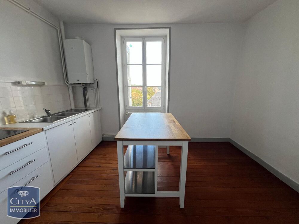 location Appartement - 1 pièce(s) - 40 m² Le Blanc (36300)