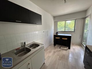  Appartement à louer 4 pièces 78 m²