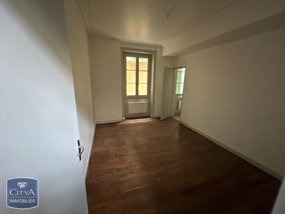 location Appartement - 2 pièce(s) - 59 m² Villefranche-sur-Saône (69400)