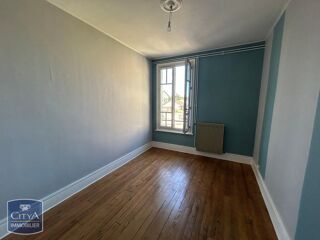  Appartement à louer 4 pièces 82 m²