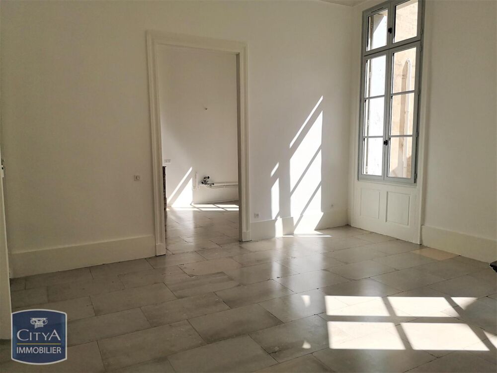 MONTPELLIER COEUR DE VILLE - Rue Foch, dans bel immeuble....