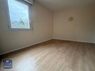  Appartement à louer 2 pièces 40 m²