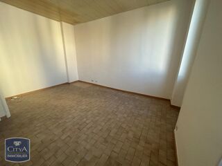  Appartement à louer 1 pièce 28 m²