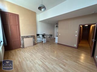  Appartement à louer 2 pièces 57 m²