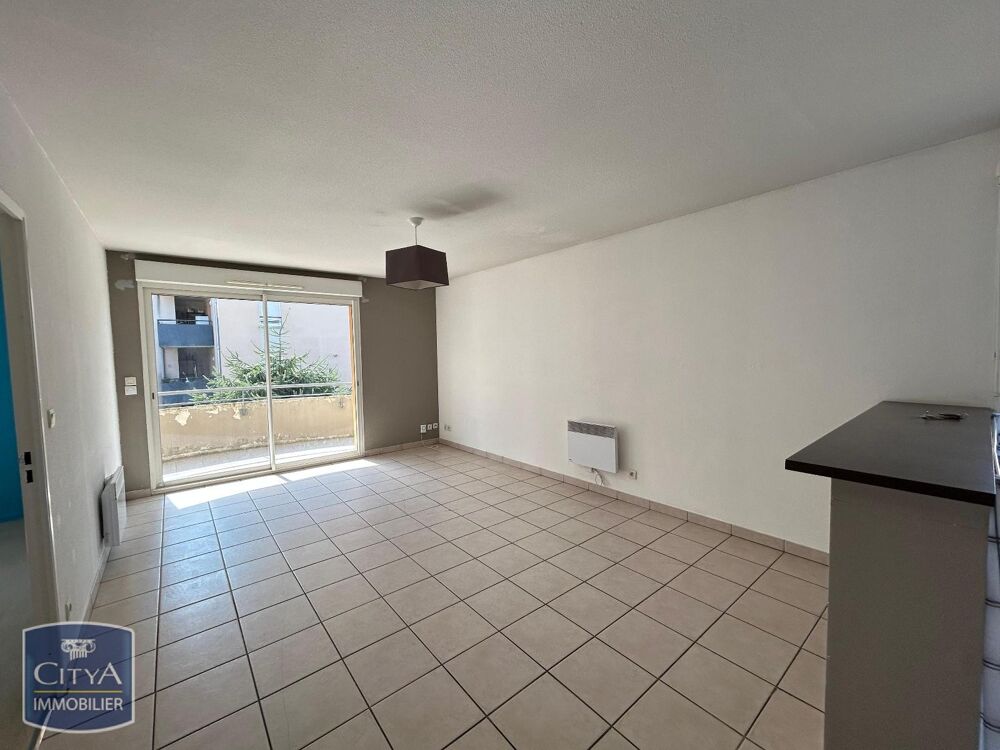 location Appartement - 3 pièce(s) - 68 m² Tarbes (65000)