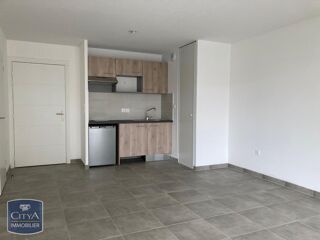  Appartement à louer 2 pièces 43 m²