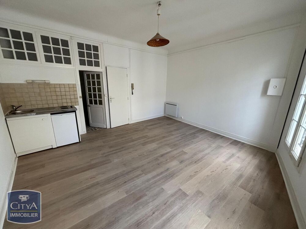 À LOUER : Appartement T1 situé au centre de Bergerac. Ce....