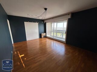  Appartement à louer 5 pièces 107 m²
