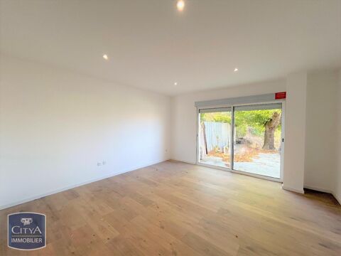   Location Appartement Appartement - 3 pièce(s) - 65 m²