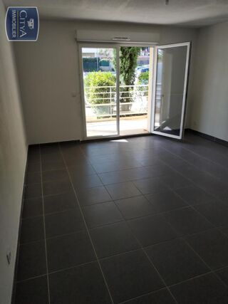  Appartement à louer 2 pièces 45 m²