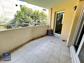  Appartement à louer 3 pièces 55 m²