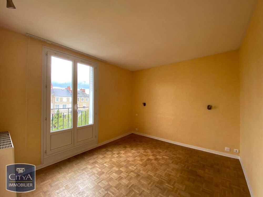 À LOUER : Appartement T3 situé à Châteauroux, dans le dé....