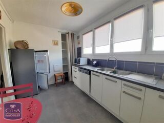  Appartement à louer 3 pièces 74 m²