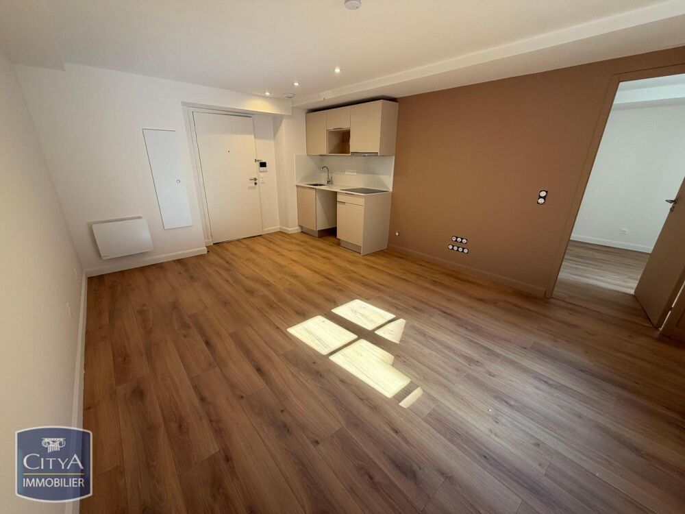location Appartement - 2 pièce(s) - 35 m² Vichy (03200)
