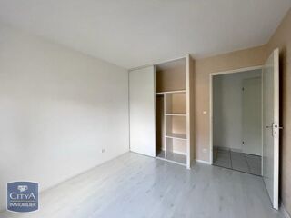  Appartement à louer 2 pièces 48 m²