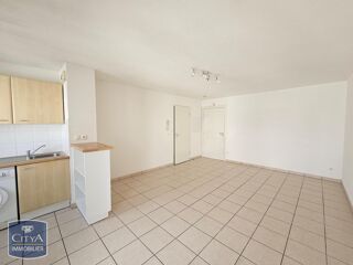 location Appartement - 2 pièce(s) - 42 m² Poitiers (86000)