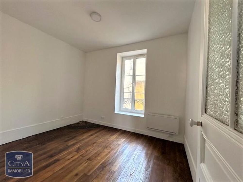 A louer charmant appartement de 3 pièces entièrement ref....