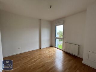  Appartement à louer 5 pièces 126 m²