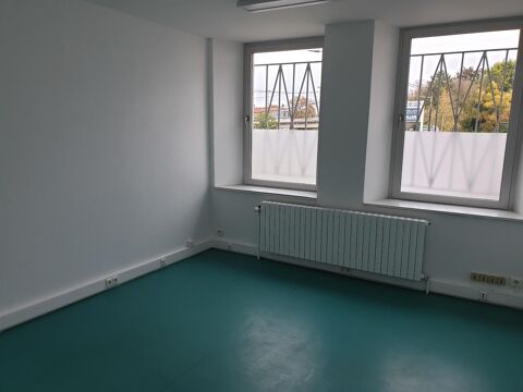 &Agrave; LOUER : Local commercial situ&eacute; &agrave; Montb&eacute;liard, dans ... 432 25200 Montbeliard