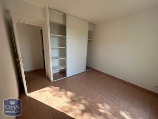  Appartement à louer 3 pièces 64 m²