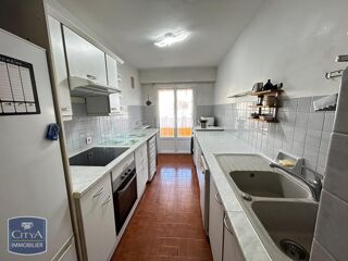  Appartement à louer 4 pièces 79 m²