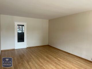  Appartement à louer 1 pièce 45 m²