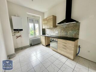  Appartement à louer 4 pièces 84 m²