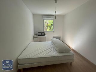  Appartement à louer 3 pièces 57 m²