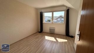  Appartement à louer 3 pièces 80 m²