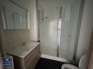  Appartement à louer 1 pièce 40 m²