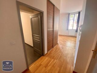  Appartement à louer 1 pièce 39 m²
