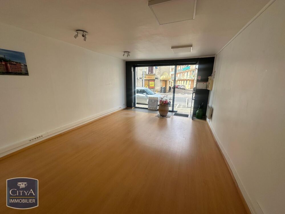   Location / Local Commercial - 33 m² 