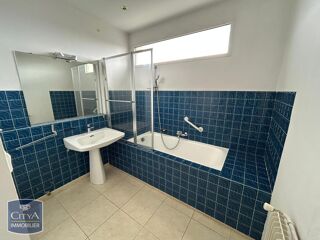  Appartement à louer 2 pièces 89 m²
