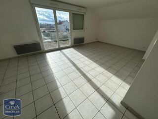  Appartement à louer 3 pièces 66 m²
