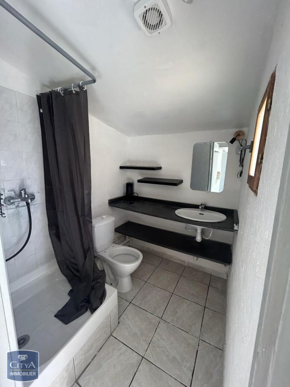 location Appartement - 1 pièce(s) - 23 m² Martigues (13500)