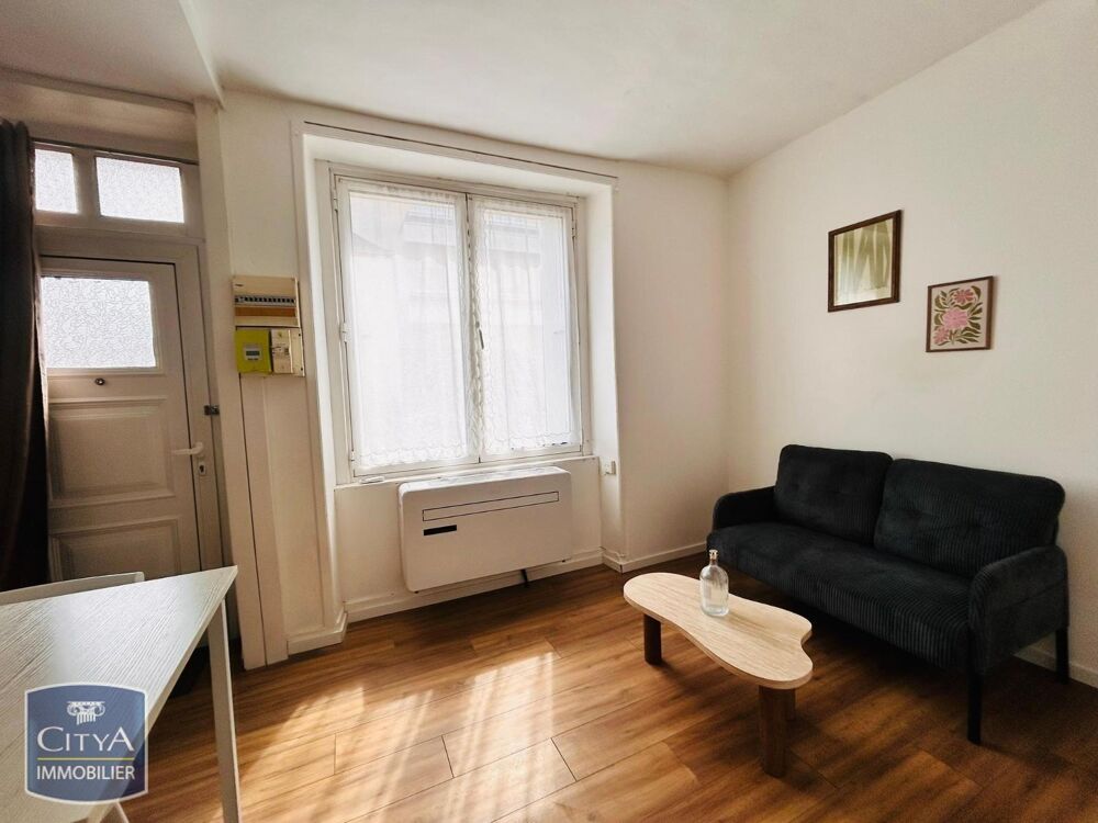 À LOUER : Découvrez ce charmant studio meublé, idéalemen....